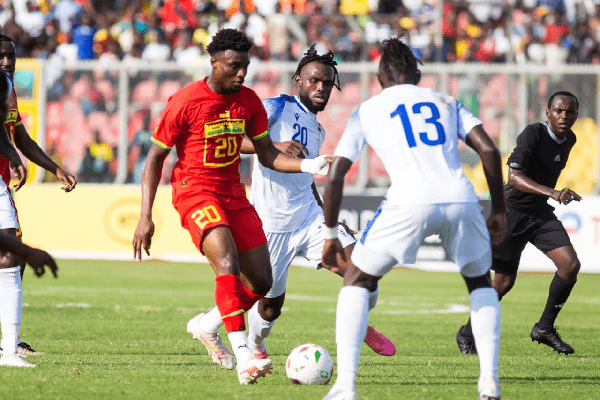 赵佳怡以文,字编织童年,疗愈之旅,万博manbetx体育平台,万博体育官网,万博体育app下载,ManBetX,SPORTS